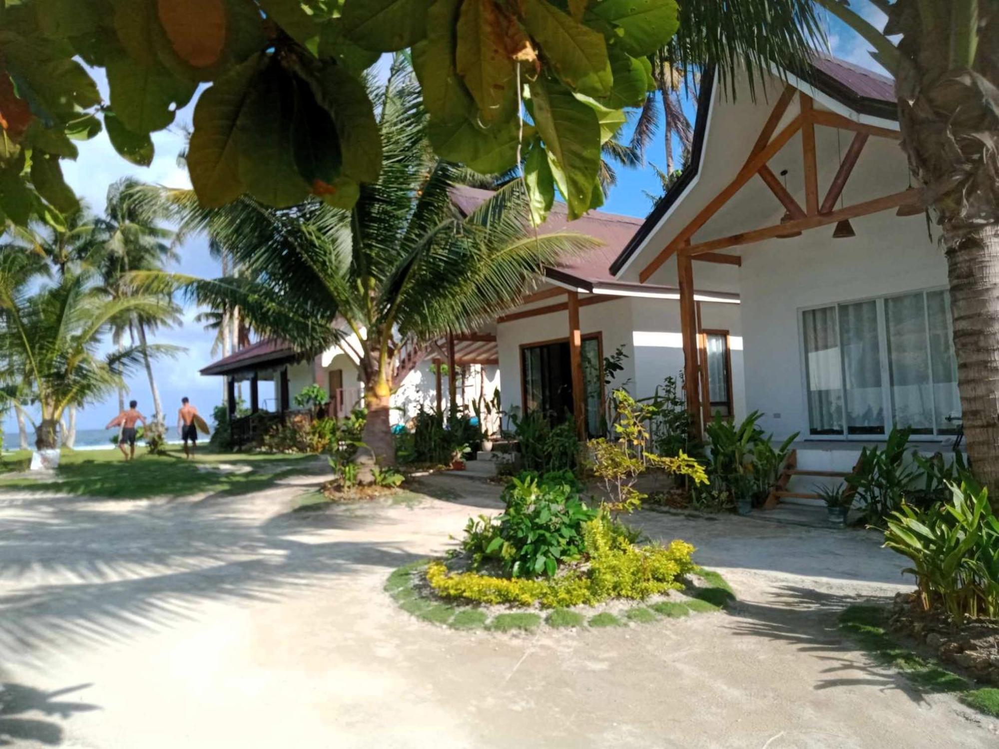 Helmina'S Villas General Luna  Extérieur photo