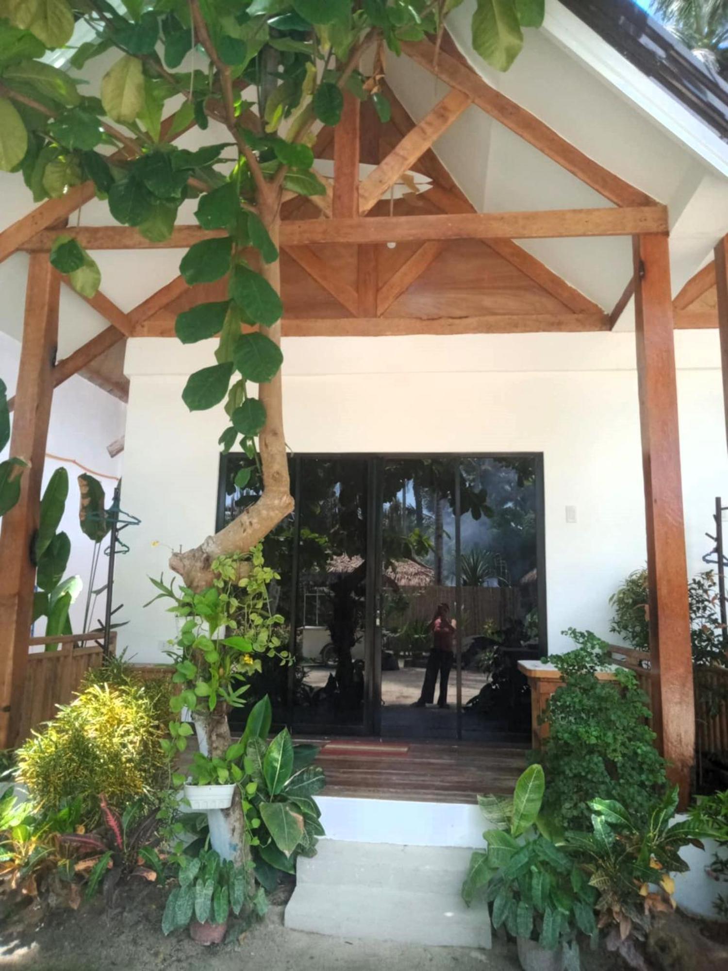 Helmina'S Villas General Luna  Extérieur photo