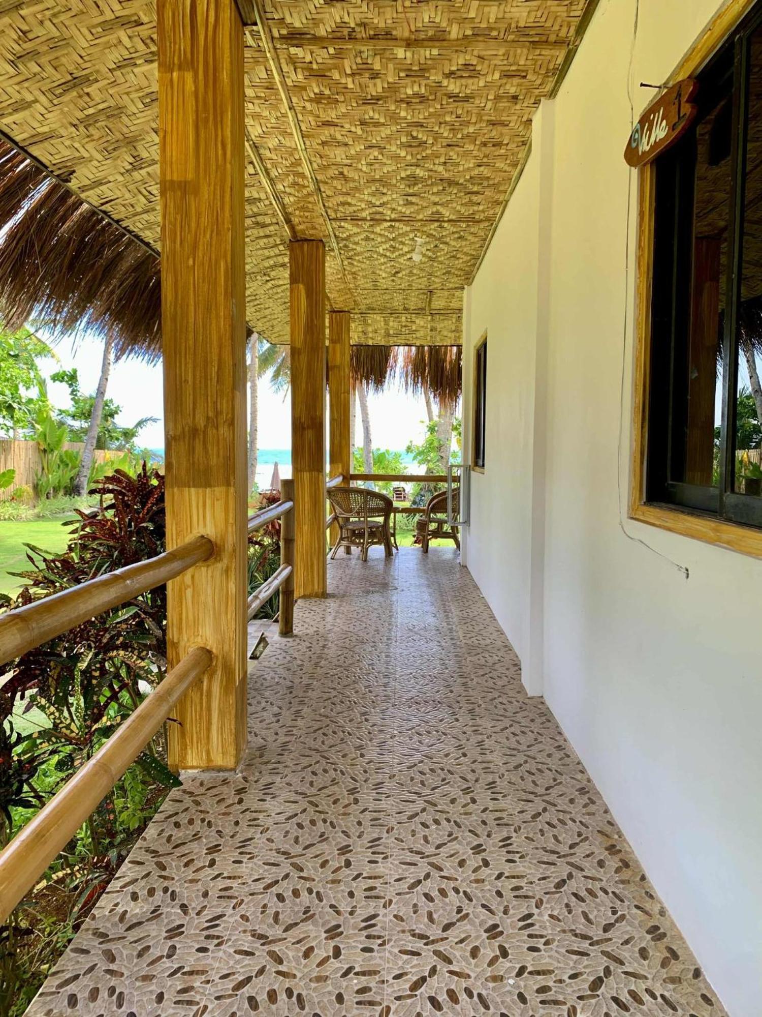 Helmina'S Villas General Luna  Extérieur photo